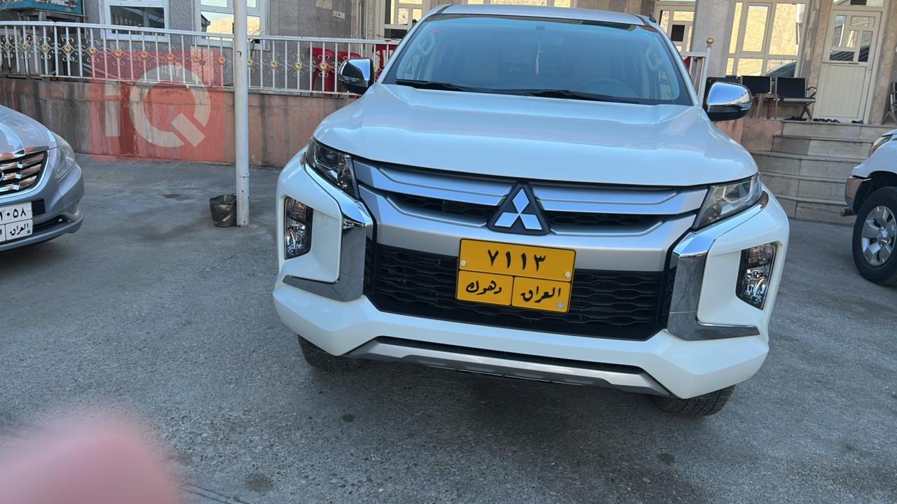 میتسوبیشی L200